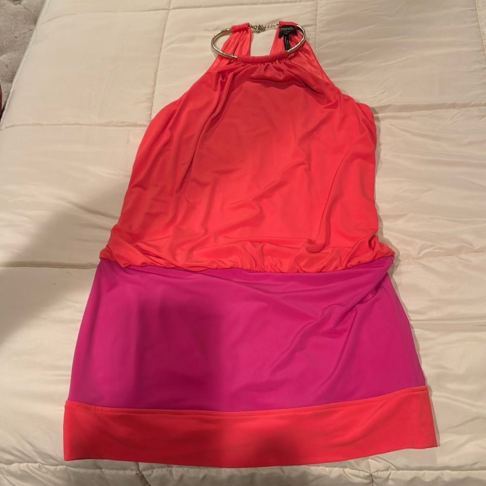 Gorgeous coral and fusia bluson dress - Lau dry by Shelli Segal